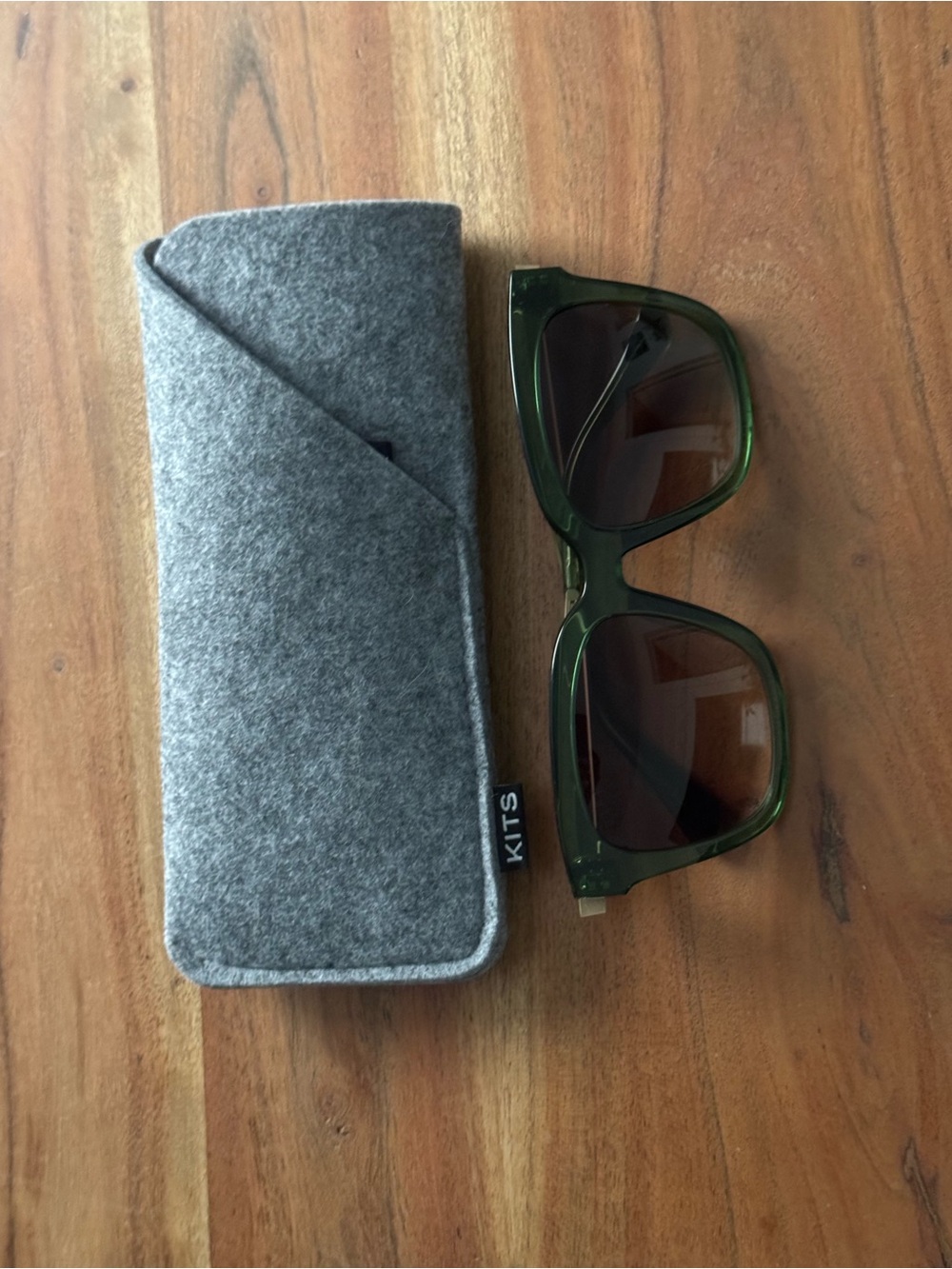 Diff Eyewear | Bella | Green Oversized Square Sunglasses